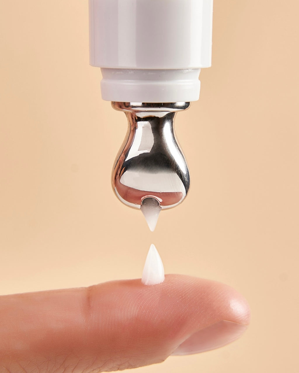 Contorno de ojos péptidos + ácido hialurónico Aruná